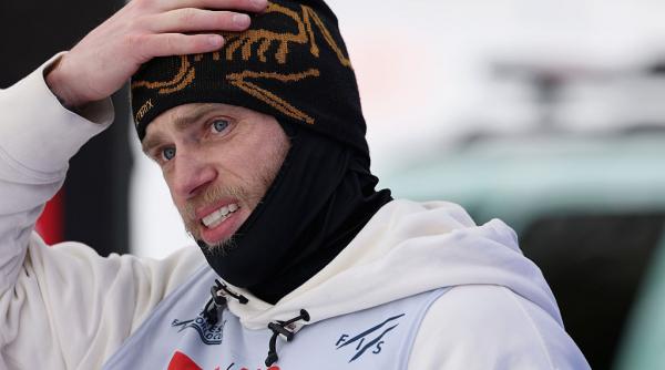 Un nou scandal la Jocurile Olimpice, un schior britanic a scris un mesaj grafic anti-ICE în zăpadă. Reacția Comitetului Olimpic 