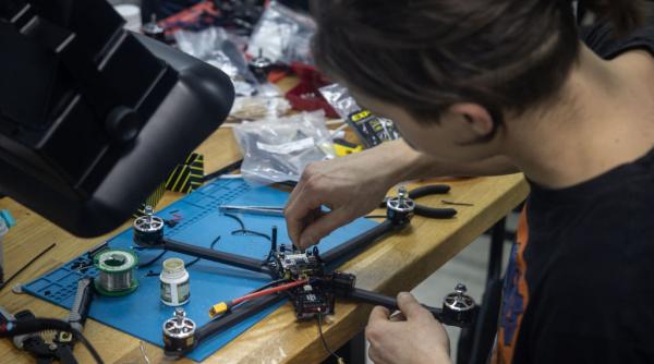 primele drone ucrainene produse in germania vor fi operationale pana la mijlocul lui februarie anunta zelenski