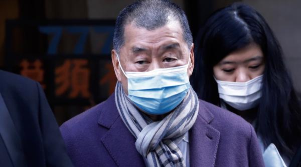 magnatul media pro democratie din hong kong jimmy lai a fost condamnat la 20 de ani de inchisoare