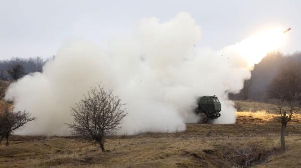 NATO a testat în România complexul de foc al artileriei: "Trebuie să putem neutraliza până la 1.200 de rachete și drone de atac"    