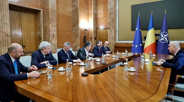 revolta fara precedent impotriva taxelor sute de primari vin la bucuresti marti greva in peste 1 300 de comune