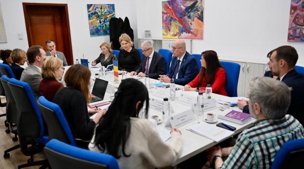 Comisia Europeană, în vizită la Ministerul Justiţiei pentru evaluarea Statului de Drept. Marinescu: Discuţii despre lupta anticorupţie