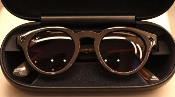 retelele sociale sunt inundate de clipuri cu barbati care incearca sa agate femei le filmeaza cu ochelari smart fara stirea lor