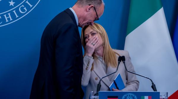 Analiză: Giorgia Meloni și Friedrich Mertz sunt noul cuplu de forță al Europei. Emmanuel Macron, lăsat în urmă