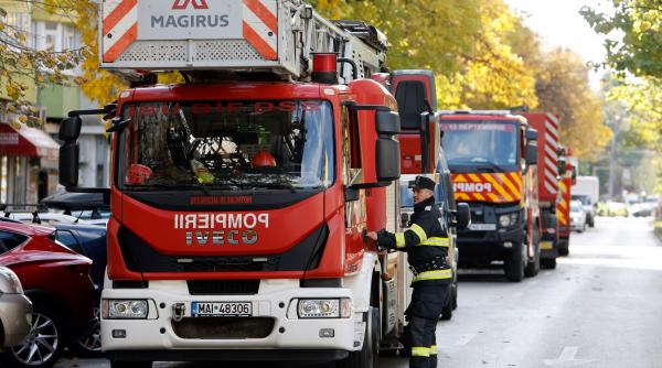 Caz halucinant: Mașină de pompieri oprită de Poliție în timpul misiunii. Șoferul a fost lăsat fără permis în drum spre incendiu