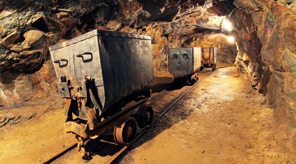 comoara de la valea leucii zacaminte rare descoperite in vechile mine din bihor lumea din zona isi doreste sa inceapa exploatarea