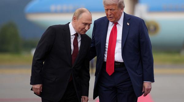 Rusia ia în calcul să revină la dolarul american, pentru efectuarea de plăți internaționale