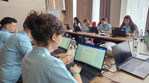 liceeni din alexandria isi descopera vocatia prin programul vocatie si traditie