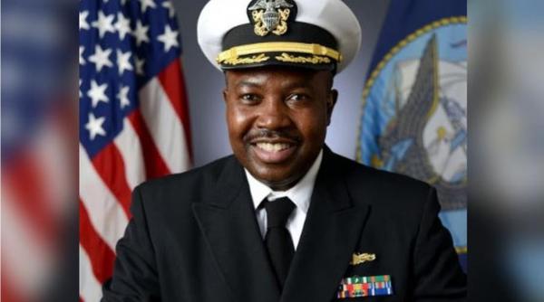 comandantul distrugatorului uss mason care a luptat cu rebelii houthi a fost demis s a pierdut increderea in capacitatea lui