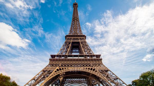 de ce turnul eiffel e mai inalt vara cu cat creste in sezonul cald