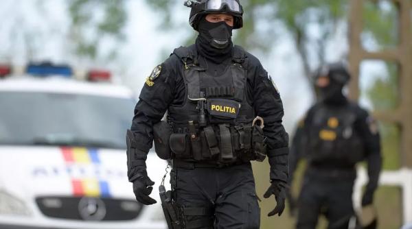 grupare destructurata pentru fraude prin metoda investitii cum obtineau brokerii din call center uri banii din conturi