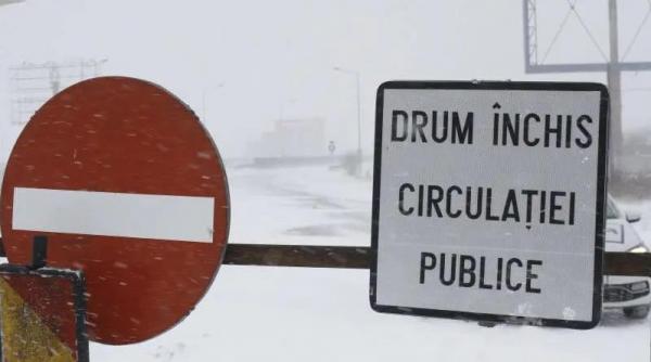 Lista drumurilor şi autostrăzilor închise din cauza viscolului