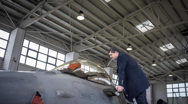 Miruţă, interviu pentru Politico: "E greu să scanăm tot spaţiul aerian al ţării după drone ruseşti 24 de ore pe zi"
