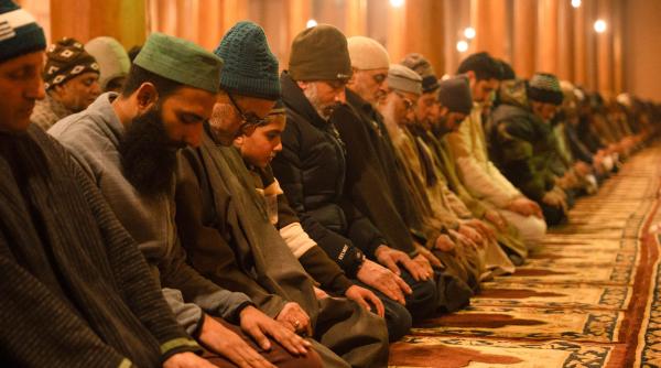 a inceput ramadanul 2026 cum se tine si ce trebuie sa stii daca vizitezi o tara musulmana