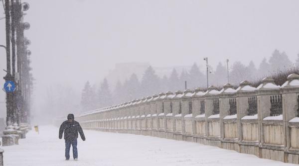 ANM anunță ploi, lapoviță și ninsori în București, în zilele următoare. Temperaturile scad până la minus 7 grade Celsius
