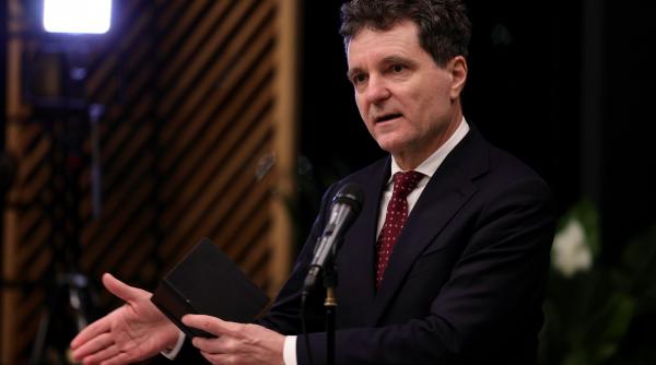 Nicuşor Dan participă la Consiliul pentru Pace de la Washington. Președintele reprezintă România cu statut de „observator”