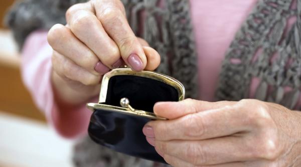 Pensiile românilor, pe masa negocierilor la Bruxelles: "Statul trebuie să încurajeze oamenii să economisească"