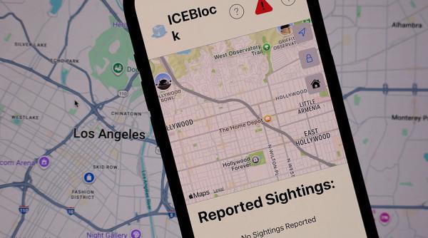 ICE vrea să acceseze smartphone-urile americanilor cu un software produs de o firmă asociată serviciilor secrete ruse FSB