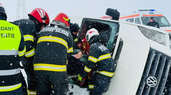 accident in giurgiu un microbuz cu 16 persoane s a rasturnat planul rosu a fost activat