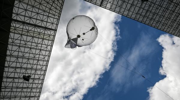 baloanele purtatoare de drone cum au adaptat ucrainenii o arma din primul razboi mondial pentru a bombarda rafinariile din rusia