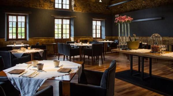 cel mai bun restaurant din europa unde fiecare preparat este gatit la gratar ocupa locul 2 in lume desi se afla intr un mic sat