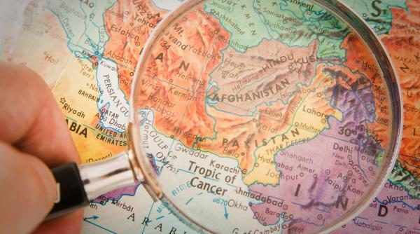 pakistan a lansat mai multe atacuri aeriene asupra afganistanului kabulul a anuntat ca in raiduri au murit 18 civili inclusiv copii