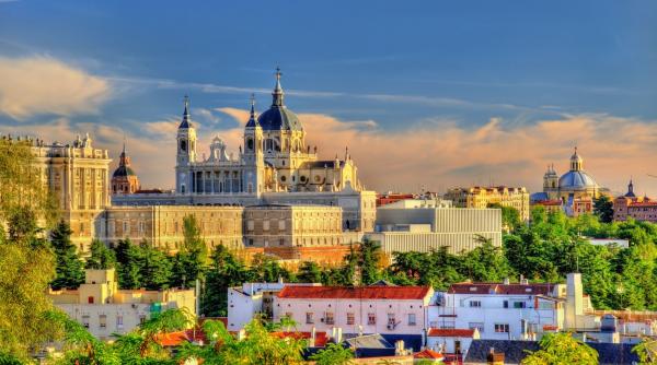 Oraşul european care se bucură de 3.000 de ore de soare pe an a fost desemnat cea mai bună destinație turistică în 2026
