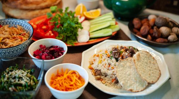 postul nu inseamna cura cu paine si zacusca atrage atentia dsp din ce alimente se pot obtine proteine fibre si grasimi sanatoase