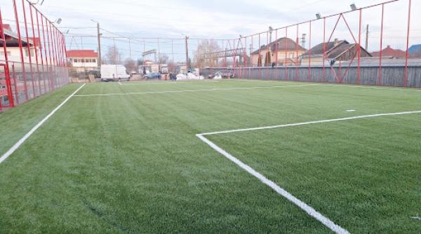 teren de minifotbal sintetic la cheie dimensiuni standarde si executie profesionala cu sport makers