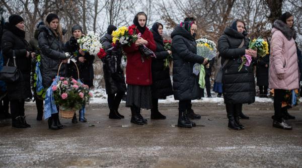 Un ziar românesc din Cernăuți publică lista militarilor din regiune morți în războiul Rusia-Ucraina. „Sute de victime sunt români”