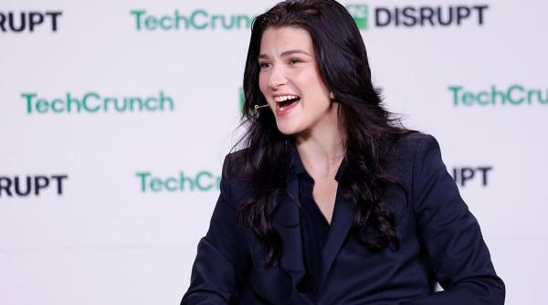 am un fel de ambitie suplimentara phoebe gates vrea ca startup ul ei sa aiba succes fara sa fie legat de numele de familie