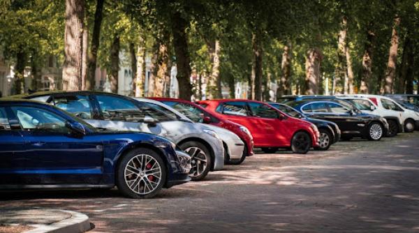 Dotarea autoturismelor din administrația publică - standarde de respectat și anvelope de TOP