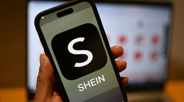 Fondatorul Shein iese din umbră și își revendică rădăcinile chineze