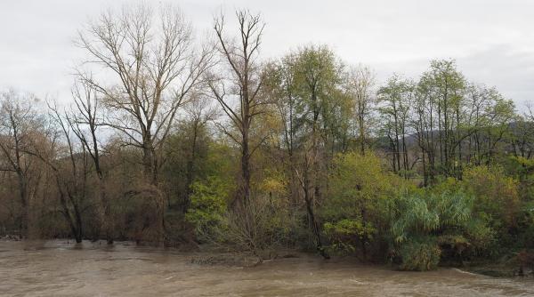 dupa ninsorile abundente este risc de inundatie pe mai multe rauri din judetul buzau