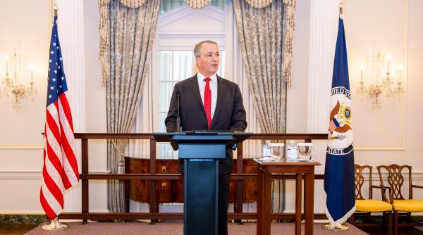 Noul ambasador al SUA în România a depus jurământul. Când își va prelua oficial funcția la București 