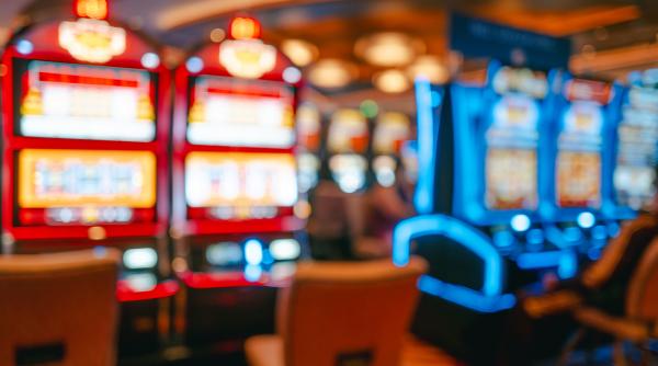 pacanelele ar putea fi interzise la vaslui primar protejarea familiilor si a tinerilor trebuie sa fie o prioritate