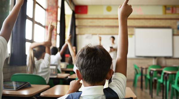 MAE înființează un grup de lucru pentru promovarea și studierea limbii române în străinătate