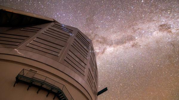 Număr uluitor de descoperiri astronomice, într-o singură noapte. Observatorul Vera Rubin a emis 800.000 de alerte de schimbări pe cer