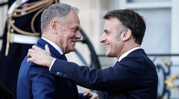 Tusk negociază cu Macron să bage Polonia sub umbrela nucleară a Franței pe la spatele președintelui Nawrocki. ”Nu a fost informat”