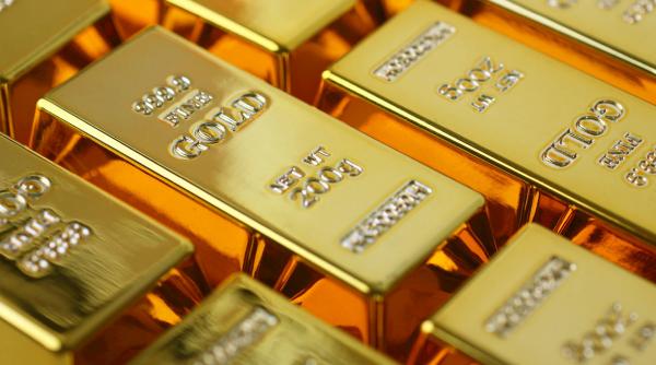 ce anunt a facut miliardarul care detine 16 tone de aur in timp ce era blocat in dubai de bombardamentele iranului