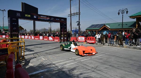 incepe sezonul 2026 in formula 1 cu marele premiu al australiei program