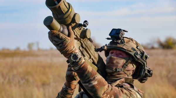 Lituania avertizează că Rusia îşi extinde unităţile militare la graniţele NATO. Când ar intra într-un război cu Alianţa