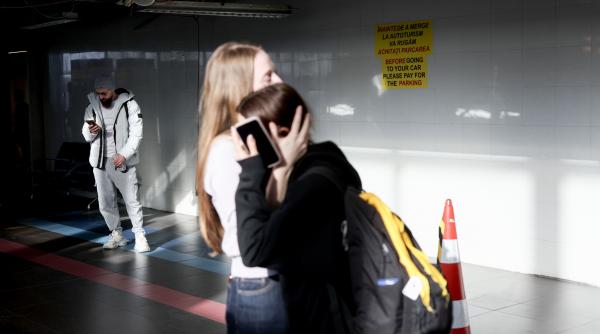 profesoara elevilor care au fost blocati in dubai consulul ne a facut legatura cu domnul olaroiu