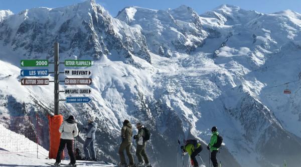 O criză în Alpi: Airbnb, schimbările climatice și americanii. Francezii le numesc „lits froids”