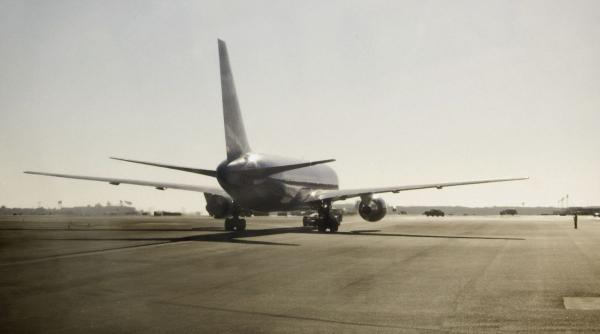 183 de români revin duminică din Qatar cu un zbor pe ruta Riad-București, anunță MAE