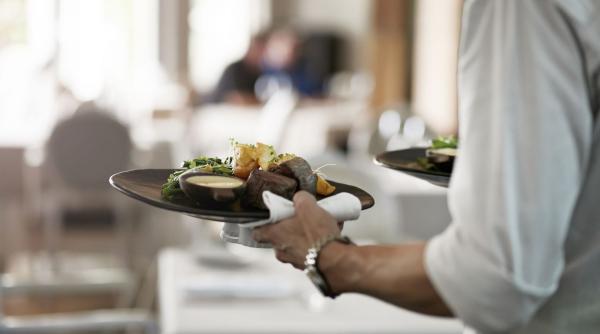 Un restaurant și-a epuizat toate rezervările pentru 2026 în doar 11 minute. Unii clienți au așteptat până la 4 ani pentru un prânz