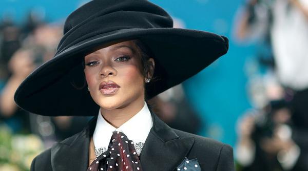 A fost identificată femeia care a tras focuri de armă asupra locuinței cântăreței Rihanna