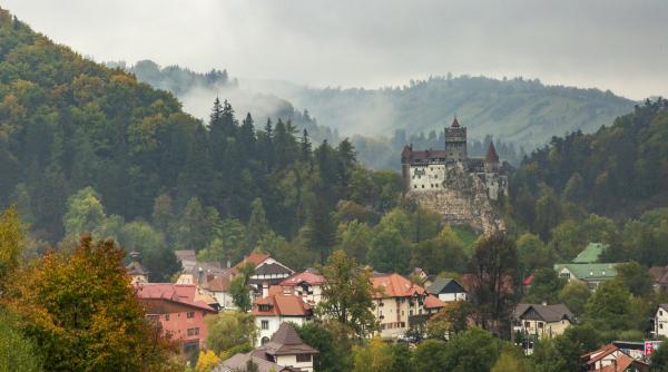 De teama războiului din Orientul Mijlociu, românii îşi rezervă vacanţele pentru destinaţii din ţară. Unde merg turiştii de Paşte