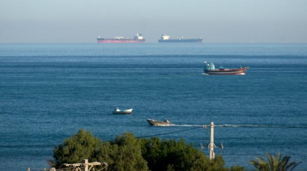 Aramco avertizează asupra unei „catastrofe” pe piața petrolului dacă strâmtoarea Ormuz nu va fi redeschisă curând