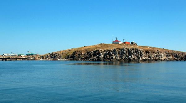 rusia a lovit luni insula serpilor cu doua rachete supersonice kh 32